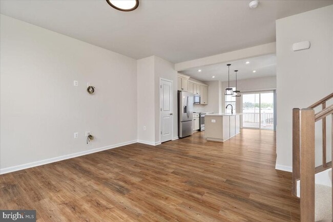 Building Photo - 210 Monteith Dr