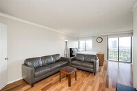 Building Photo - 1122 Colorado St