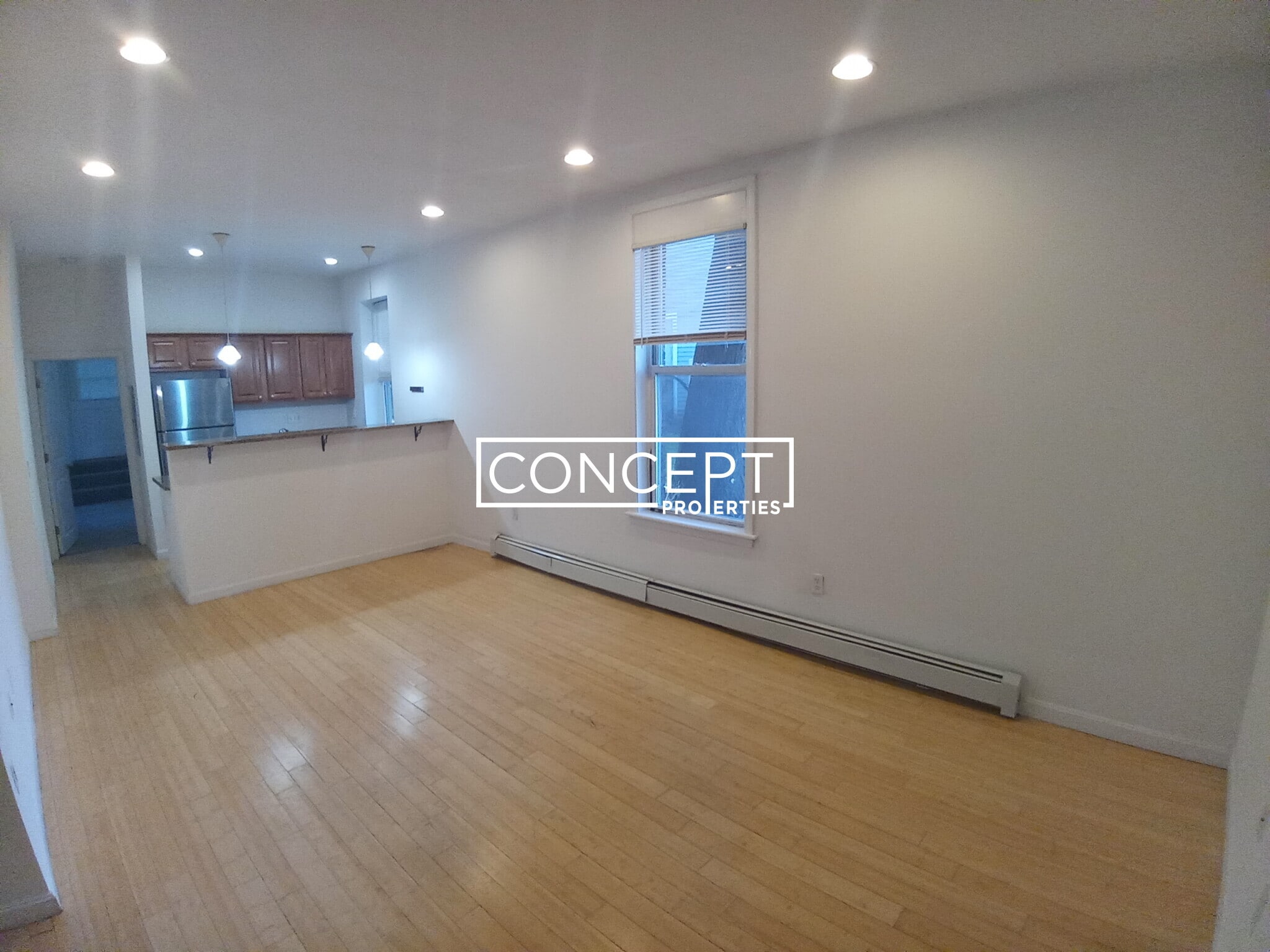 Building Photo - 40 Newton St