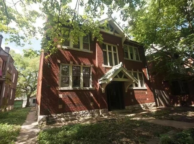 Building Photo - 1917 Alfred Ave