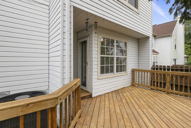 Building Photo - 2258 N Tollgate Cir