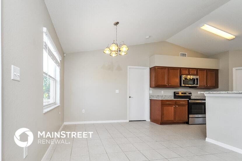 Building Photo - 2677 Hickory Ridge Dr