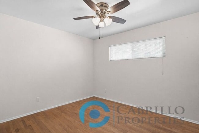 Building Photo - 4330 Cleveland Ave