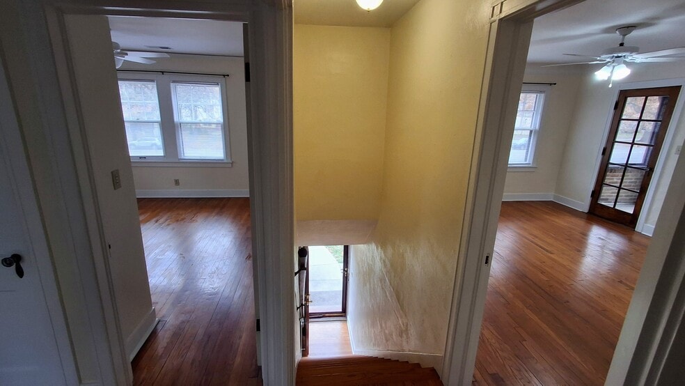 Building Photo - 417 E Meyer Blvd