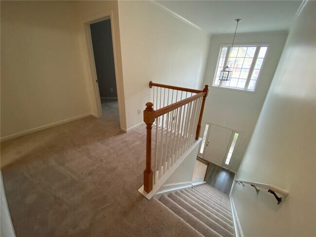 Building Photo - 397 Creek Manor Way