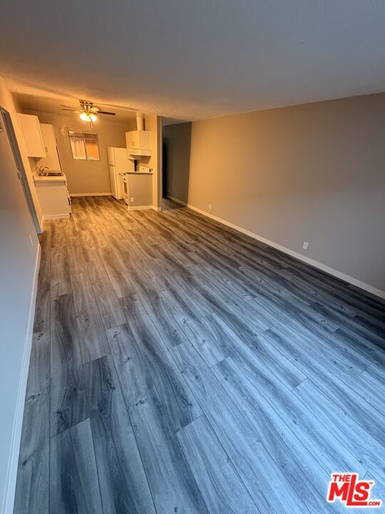 Building Photo - 4550 Overland Ave