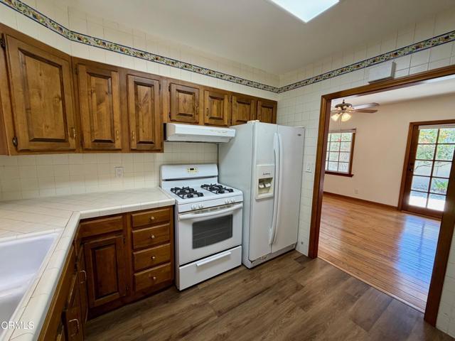 Building Photo - 1020 Garfield Ave