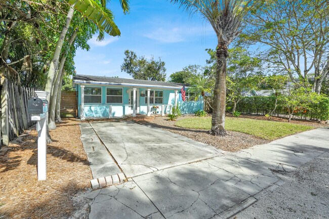 Building Photo - 501 SW 8th St