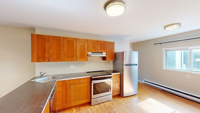 Building Photo - 403 W Fourth St