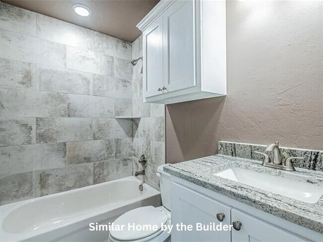 Building Photo - 1620 Highland Loop