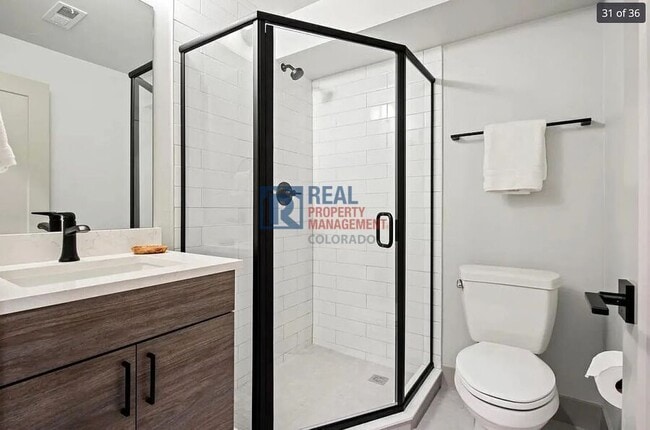 Building Photo - 405 Harrison St