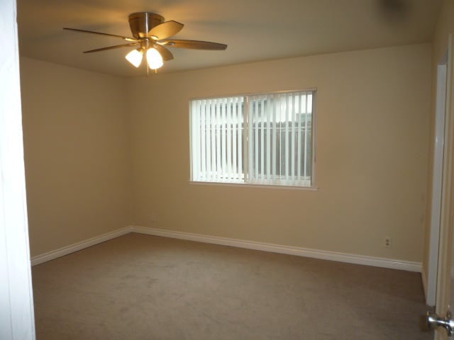 Building Photo - 5691 Lynnbrook Plz