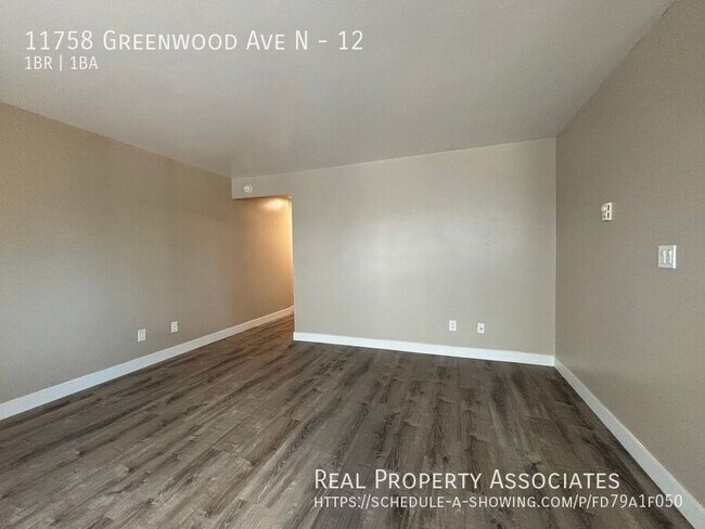 Building Photo - 11758 Greenwood Ave N