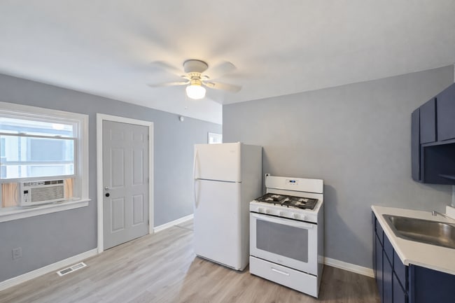 Building Photo - 40214 one bedroom apartment available!