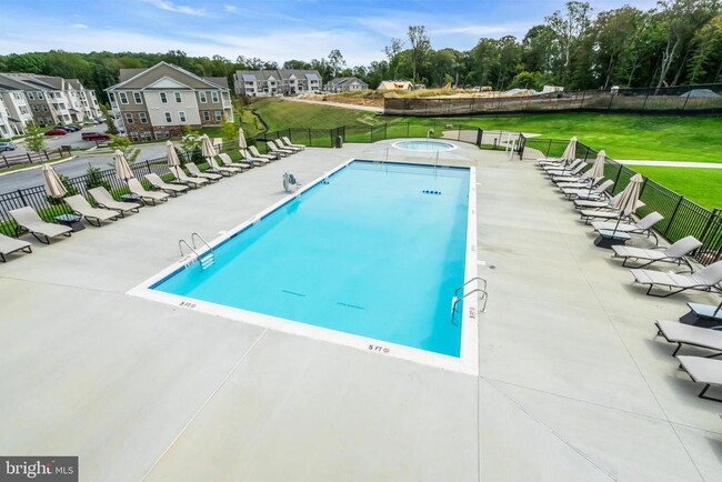 Building Photo - 302 Arya Ln