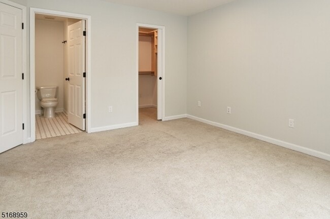 Building Photo - 29 Timber Dr
