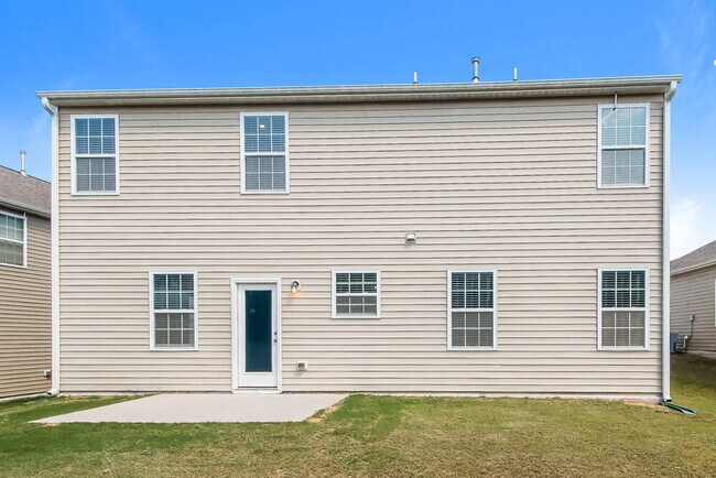 Building Photo - 674 River Dell Townes Ave