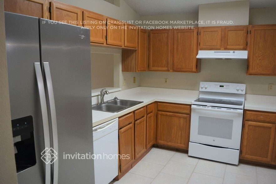 Building Photo - 4528 Bridgeton Ln