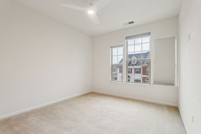 Building Photo - 6425 Alan Linton Blvd E