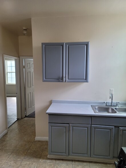 Building Photo - 2638 D'Abadie St