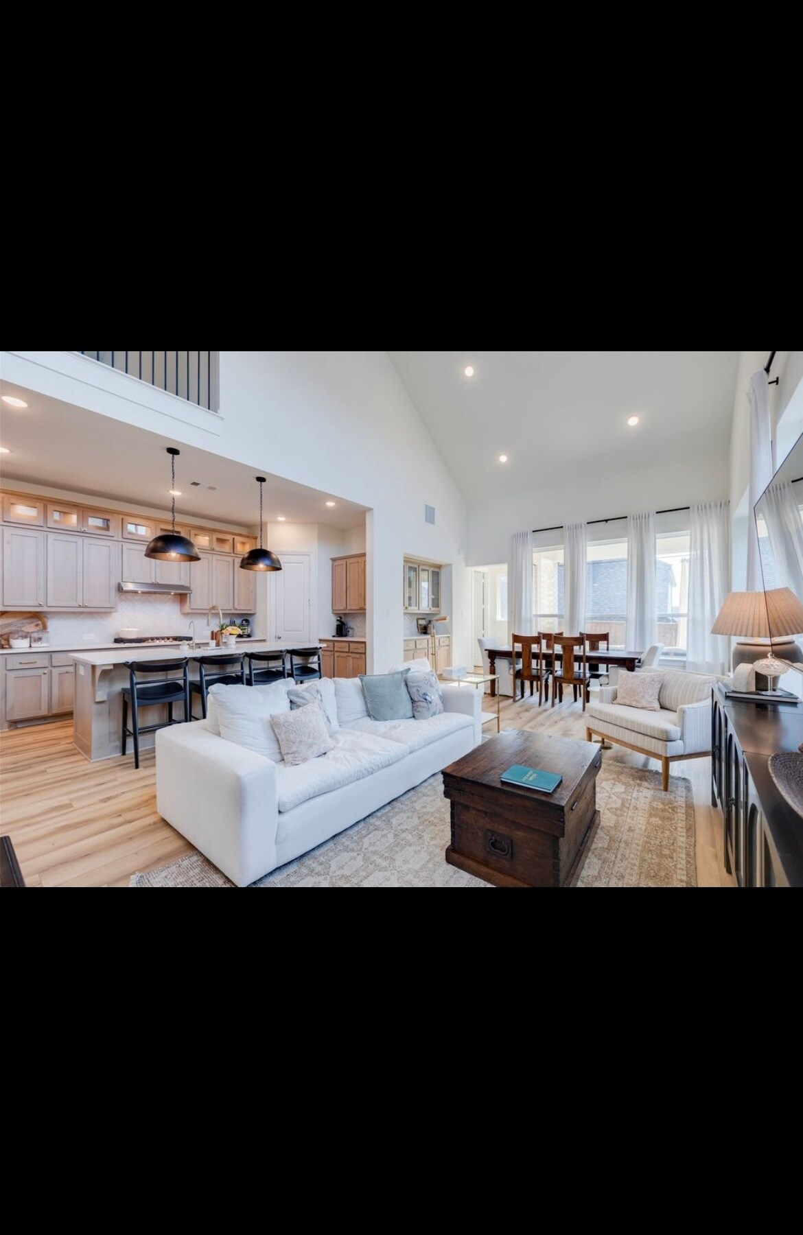 Building Photo - 1513 Waxwing Pl