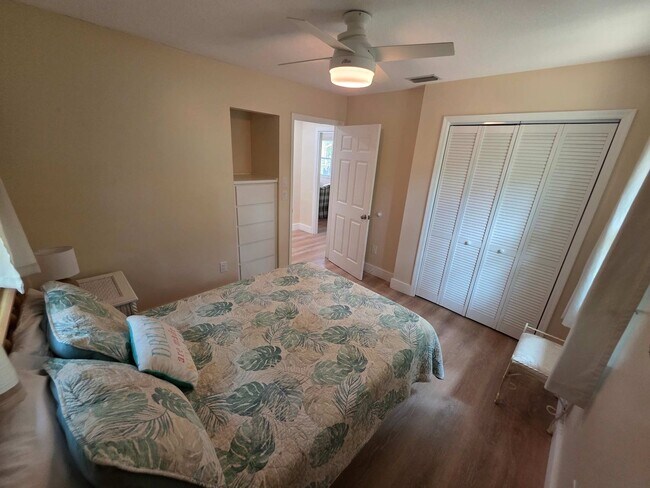 Building Photo - 3/2 Lake House