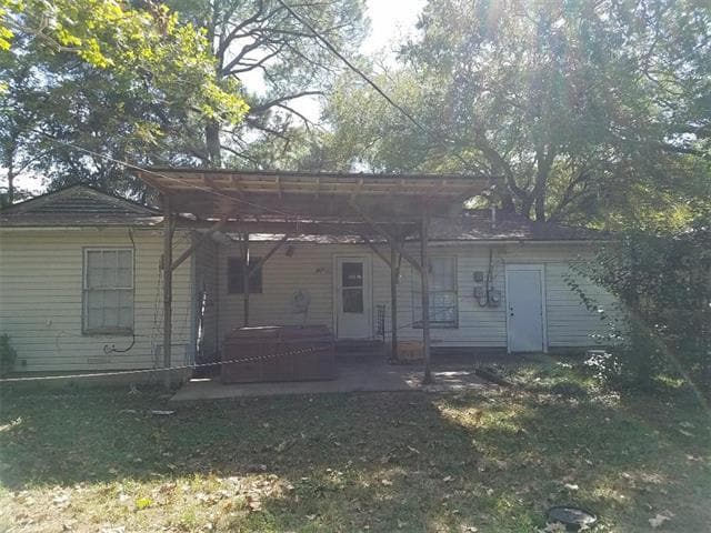 Building Photo - 1401 W Lovers Ln