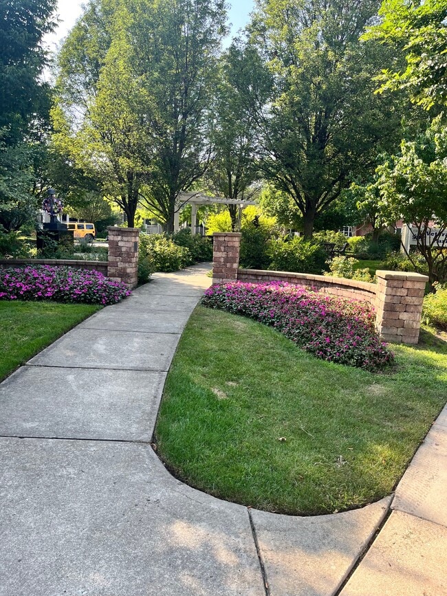 Building Photo - 8146 Lincoln Ave