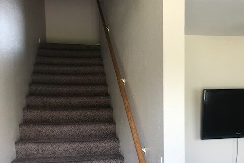 Building Photo - 510 S Poplar St