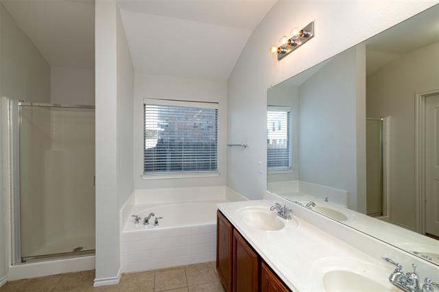 Building Photo - 13221 Poppy Hill Ln