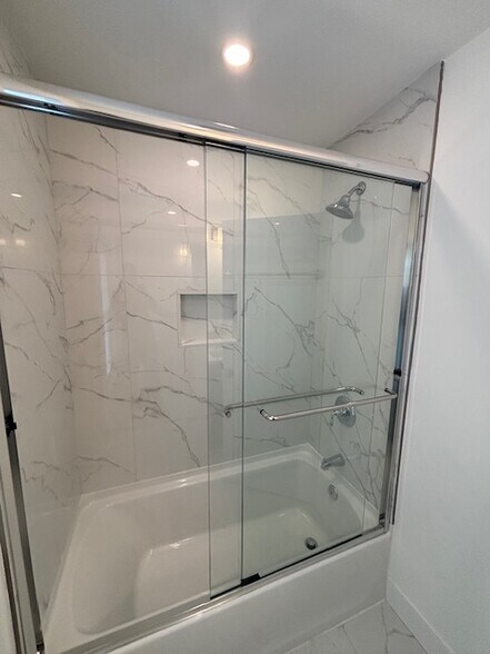 2nd Floor Bathroom - 23 Finney Ln