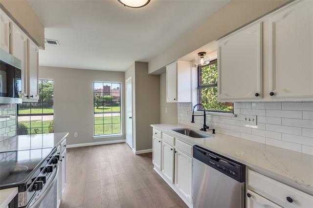 Building Photo - 825 Filmore Dr