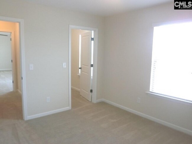 Building Photo - 297 Massey Cir