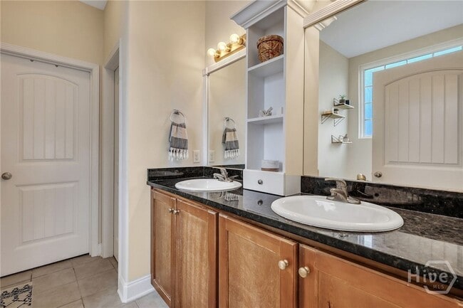 Building Photo - 106 Laurel Ln