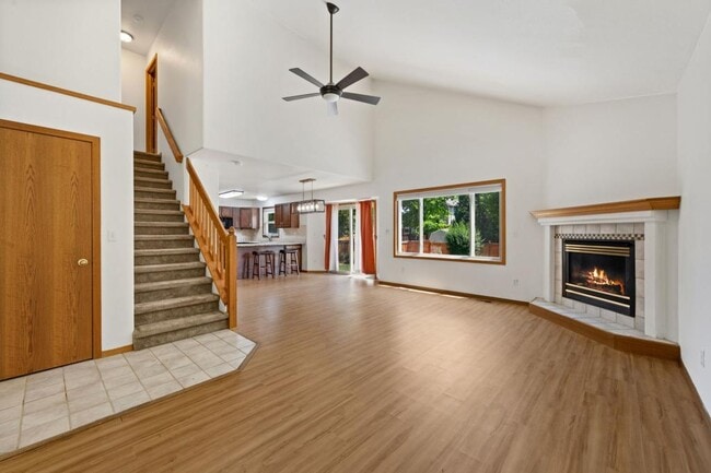 Building Photo - 2456 Mary Beth Ct