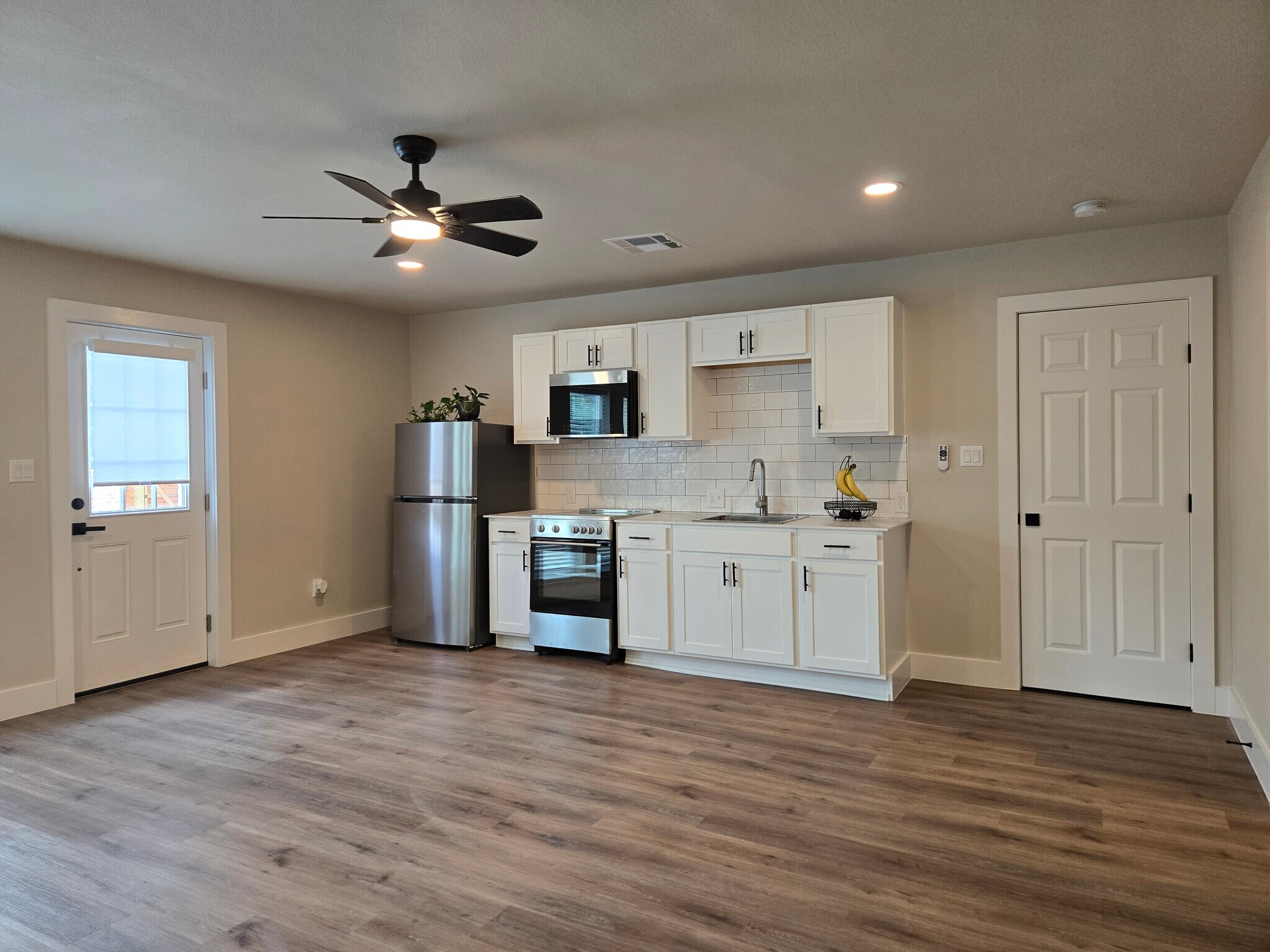 Building Photo - 4411 Dovewood Dr