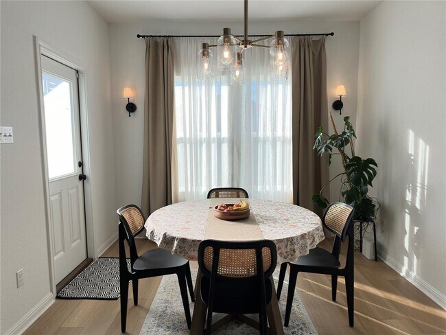 Building Photo - 19320 Forman Dr