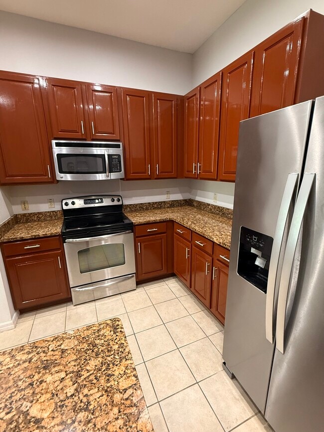 Kitchen - 3712 Avalon Park E Blvd