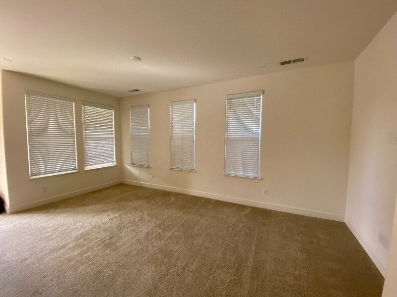 Building Photo - 3139 Flagler Way