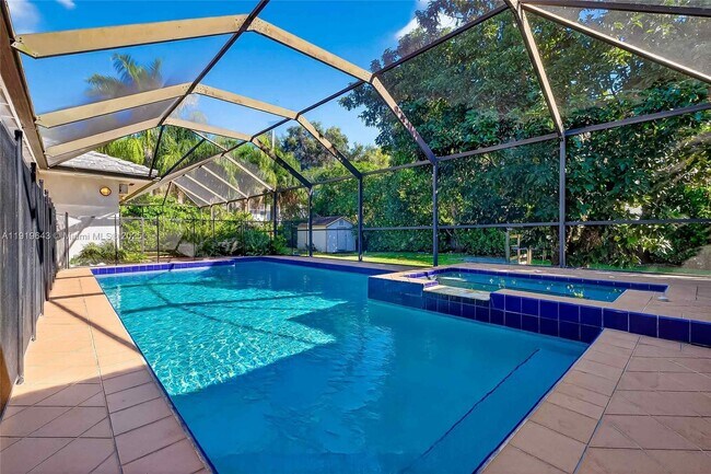 Building Photo - 6731 SW 138th St