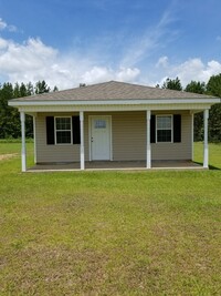 Building Photo - Great home 3/2 in Lucedale!