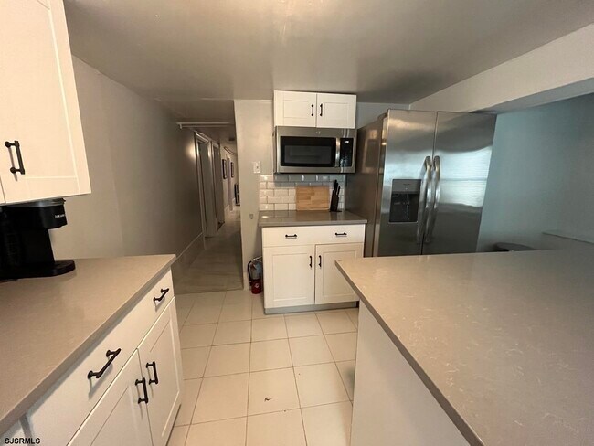 Building Photo - 6 N Nashville Ave