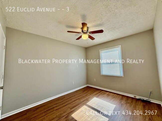 Building Photo - 522 Euclid Ave