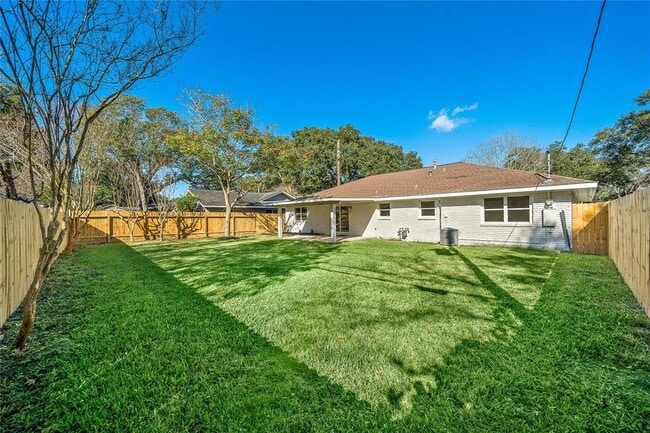 Building Photo - 4529 Waycross Dr
