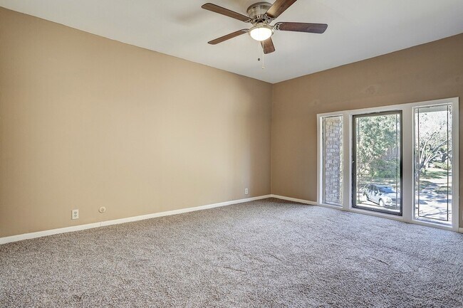 Building Photo - 5203 Braesvalley Dr
