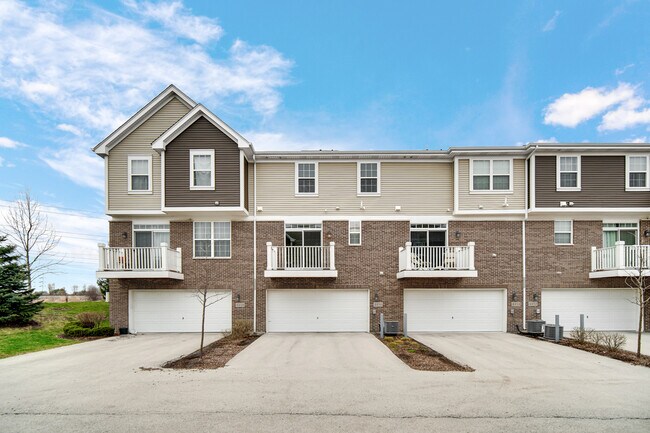 Building Photo - 4456 Monroe Ct