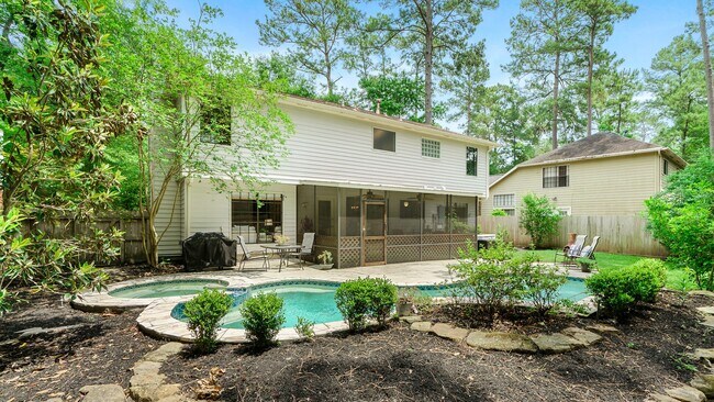 Building Photo - 39 Sylvan Forest Dr
