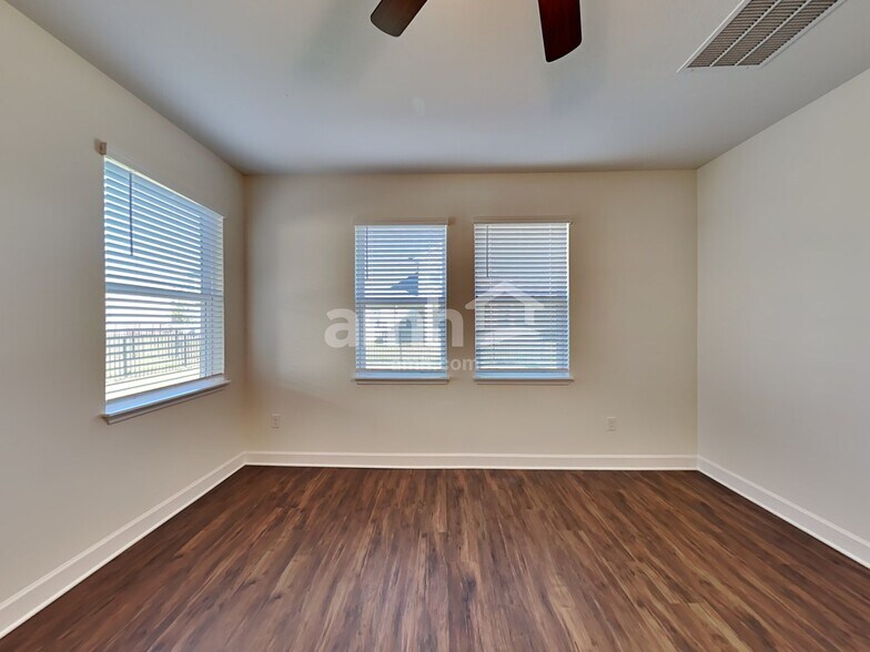 Building Photo - 33949 Widman Way