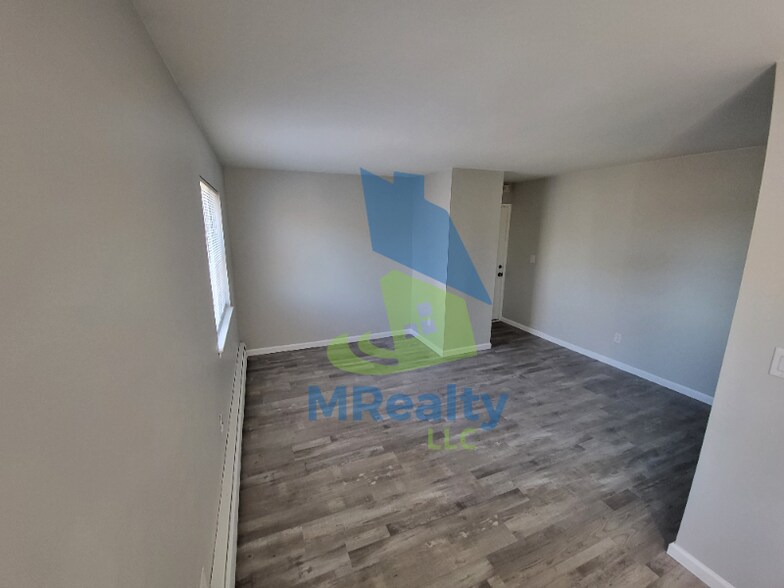 Building Photo - 20411 12 Mile Rd