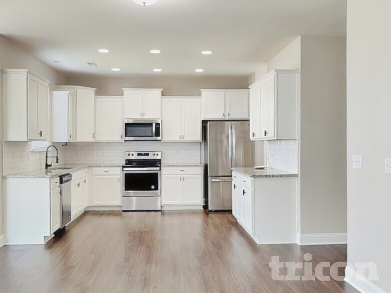 Building Photo - 140 Ashberry Ln